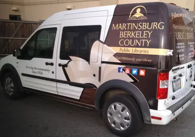 Vehicle Graphics Photo